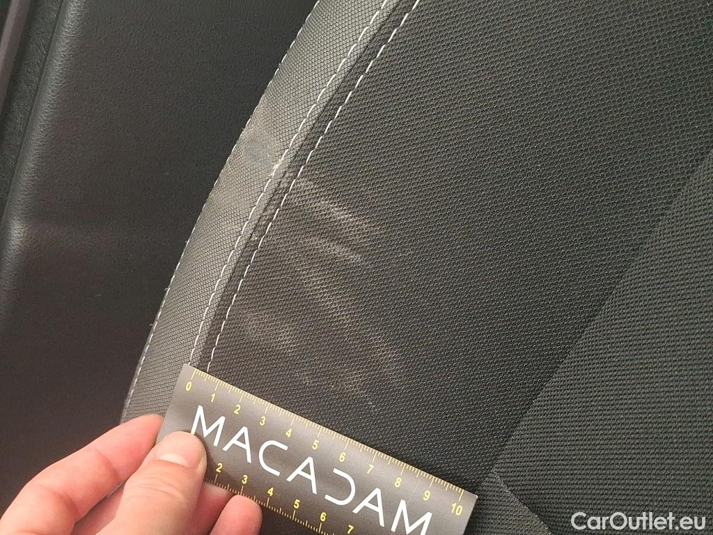  Renault  Clio RENAULT  Société VU 5p Berline Air Medianav dCi 90 #27