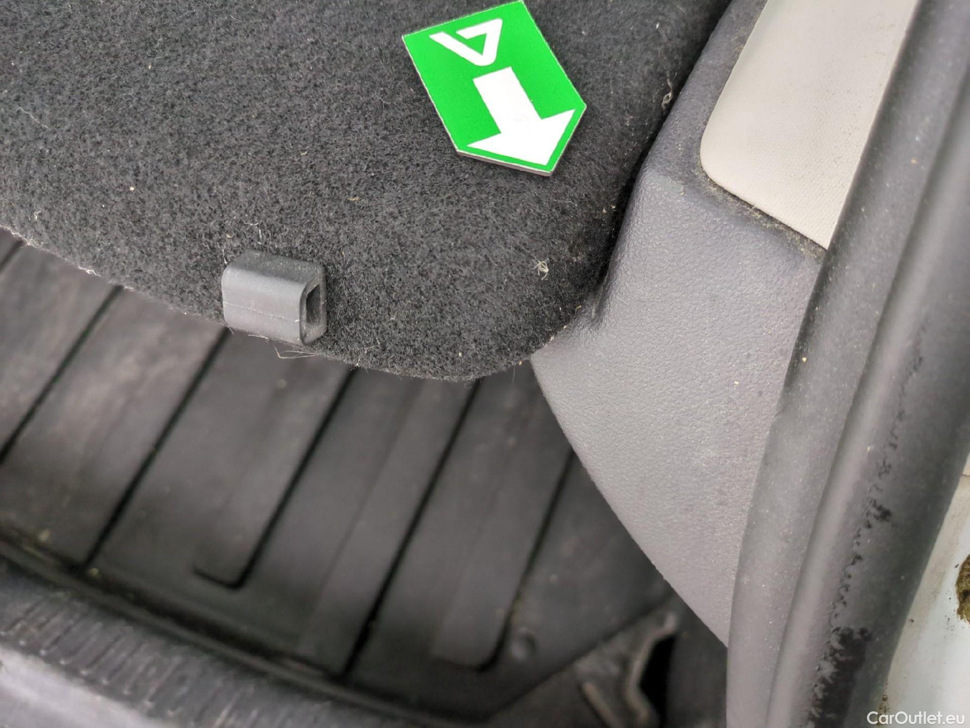  Renault  Clio  IV Air 1.5 dCi 75CV BVM5 E6 #10