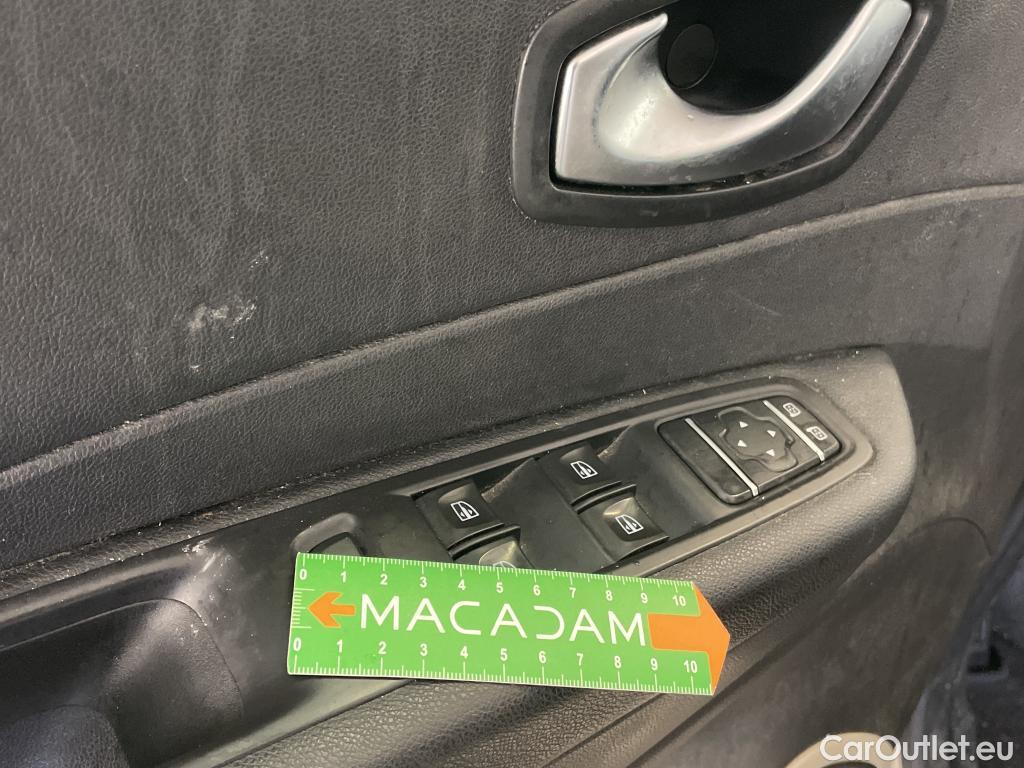  Renault  Captur RENAULT  5p Crossover Business TCe 90 #10