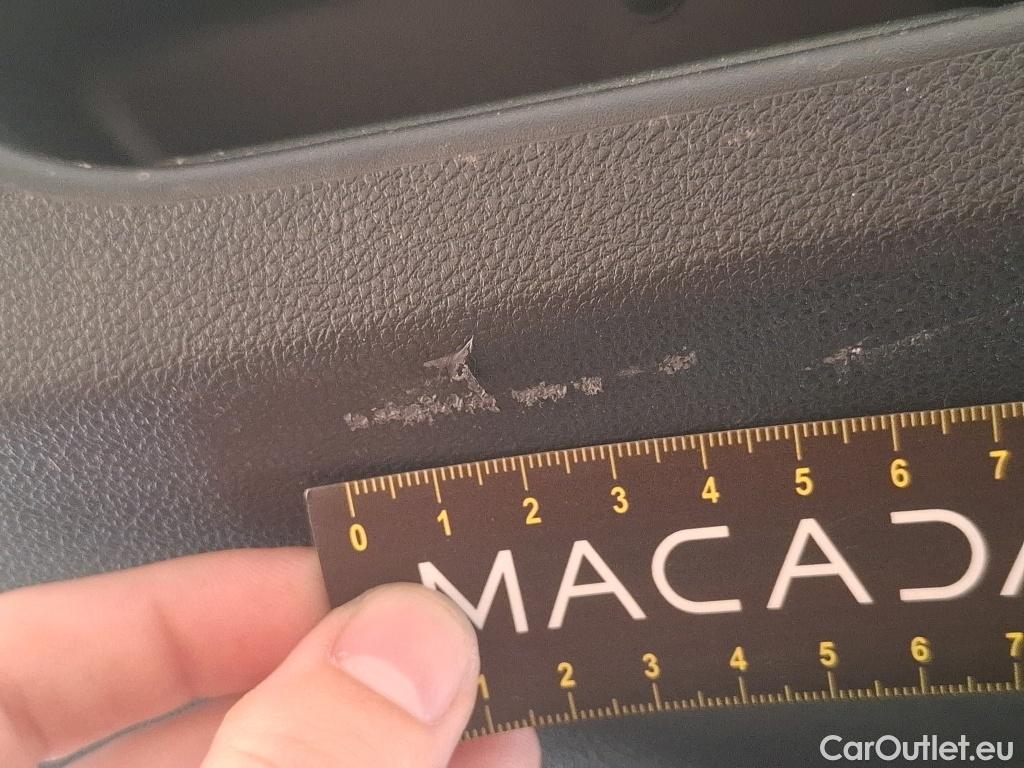  Renault  Clio RENAULT  Société VU 5p Berline Air Medianav dCi 90 #23