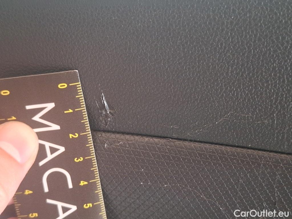  Renault  Clio RENAULT  Société VU 5p Berline Air Medianav dCi 90 #13