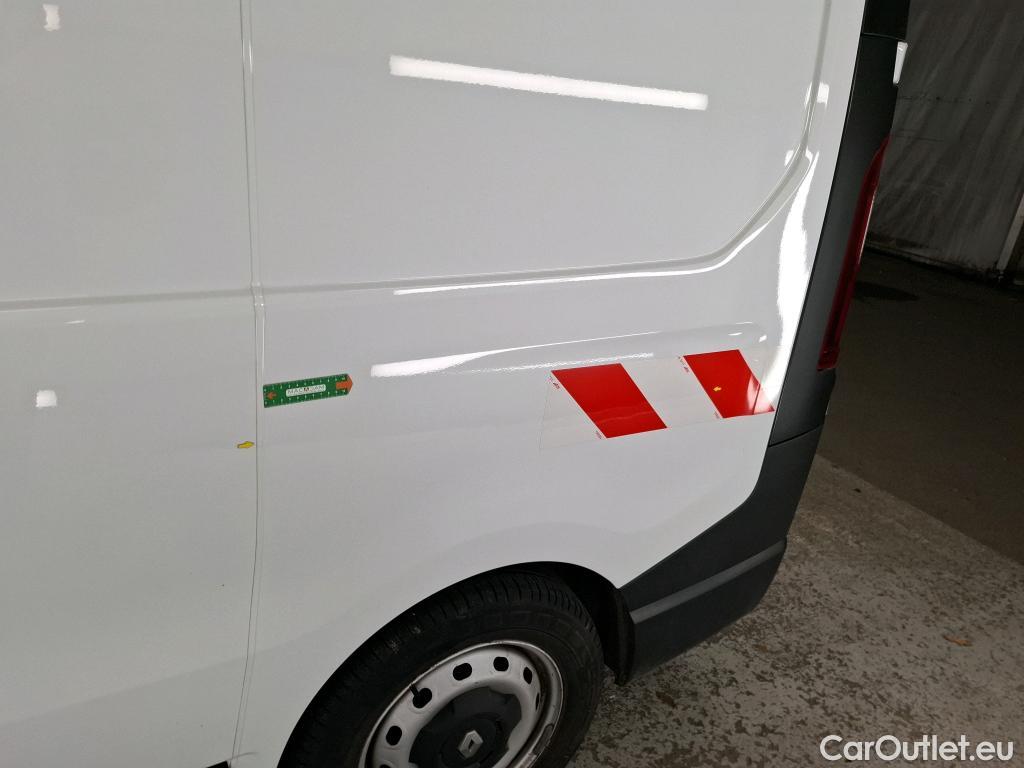  Renault  Trafic  Furgon L1H1 1200 Confort 1.6 dCi 145CV BVM6 E6 #1