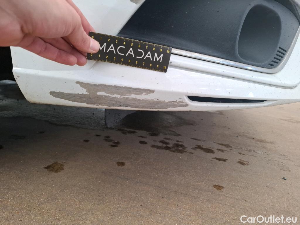  Renault  Megane  IV Berline 5pt. Société Air Nav 1.5 dCi 90CV BVM6 E6 #6