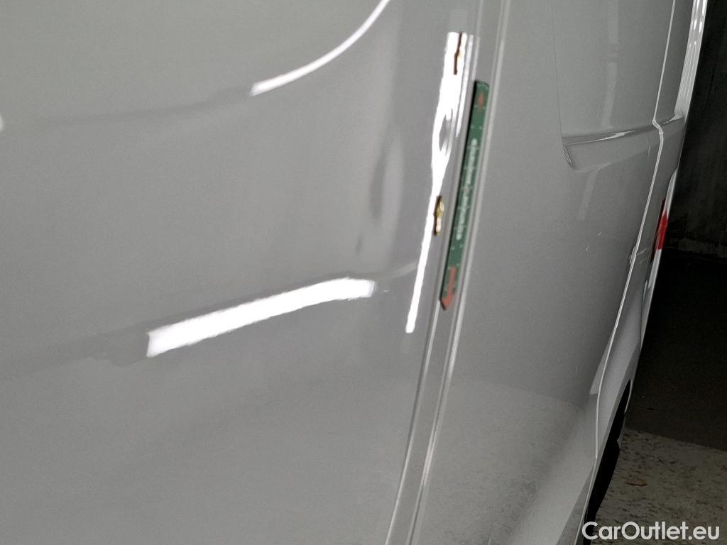  Renault  Trafic  Furgon L1H1 1200 Confort 1.6 dCi 145CV BVM6 E6 #23