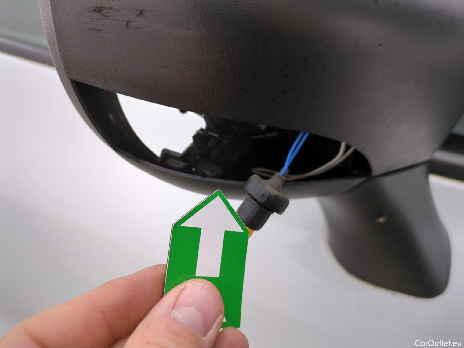  Renault  Clio  IV Air 1.5 dCi 75CV BVM5 E6 #1