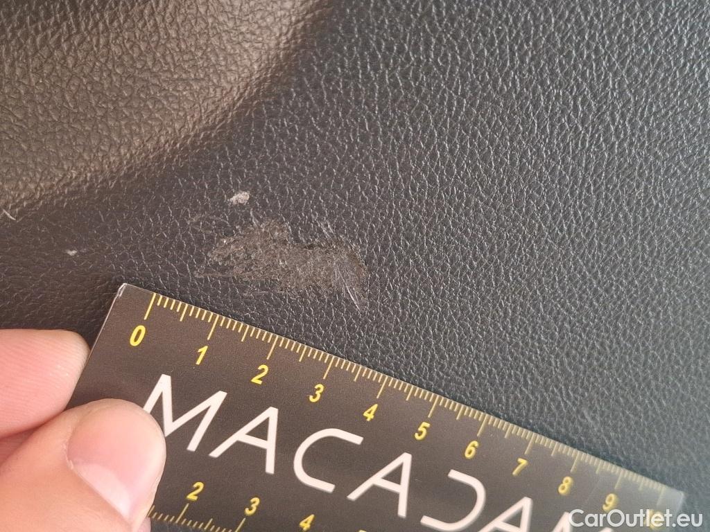  Renault  Clio RENAULT  Société VU 5p Berline Air Medianav dCi 90 #18