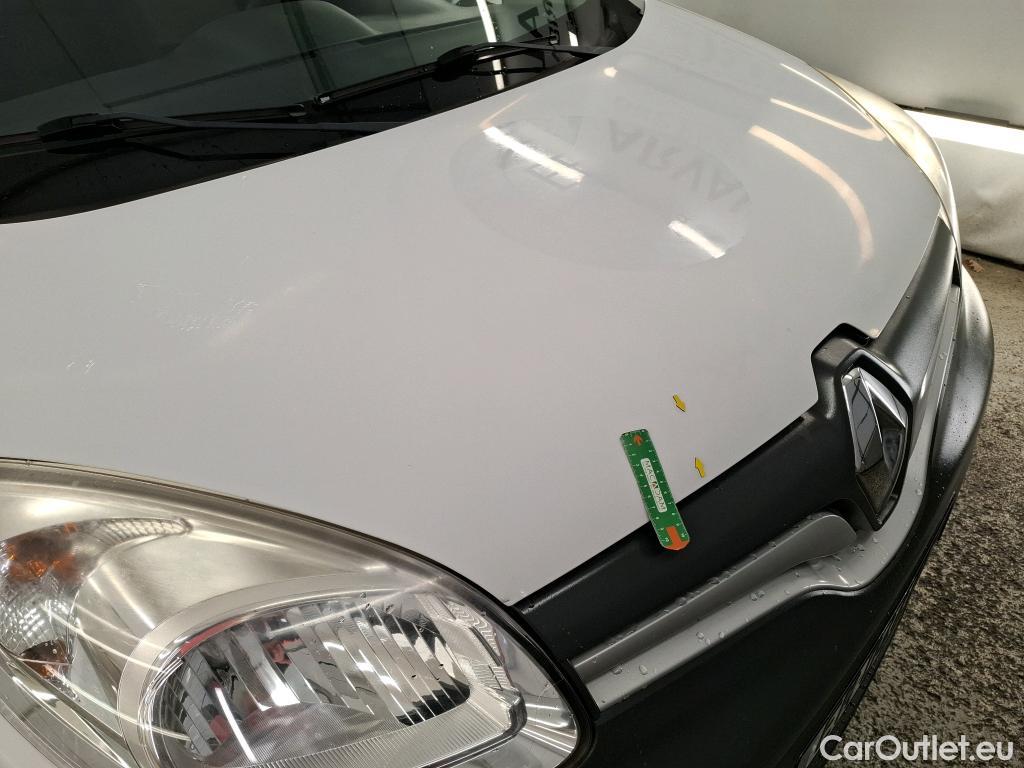  Renault  Kangoo  Express Maxi Extra (Série Spéciale) 1.5 dCi 90CV BVM5 E6 #22