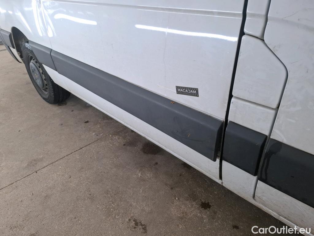  Renault  Master  III Fourgon L2H2 3 5 Grand Confort dCi 130CV BVM6 E6 #27