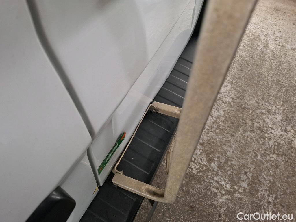  Renault  Trafic  Furgon L1H1 1200 Confort 1.6 dCi 145CV BVM6 E6 #13