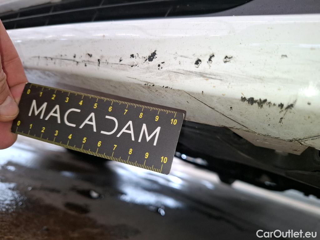  Peugeot  208  Affaire Premium 1.6 HDi 75CV BVM5 E6 #9