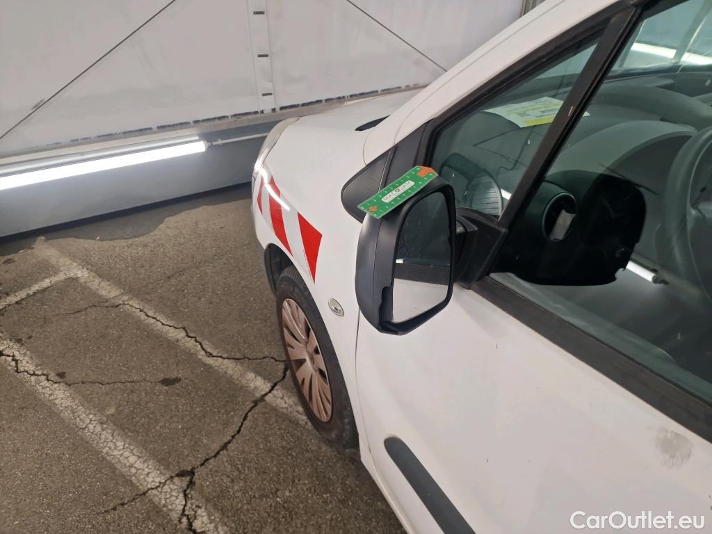  Citroen  Berlingo  Fourgon Business L1 (Court) 1.6 BlueHDi 100CV BVM5 E6 #21