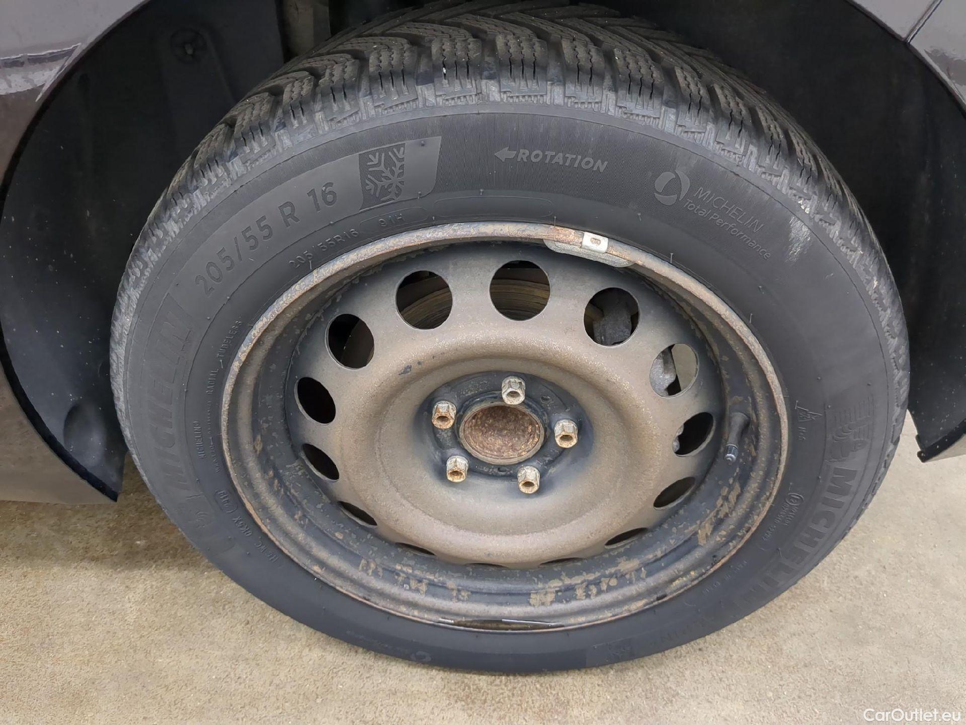  Peugeot  308  Premium Pack 1.5 HDI 100CV BVM6 E6dT #6