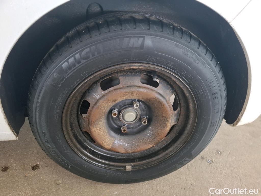  Peugeot  208 PEUGEOT  Affaire VU 5p Berline 1.6 BlueHDi 75 PACK CLIM #38