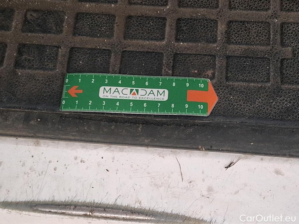  Citroen  Jumpy CITROEN  VU 4p Fourgon Taille M BlueHDi 115 S&S BVM6 Confort #23