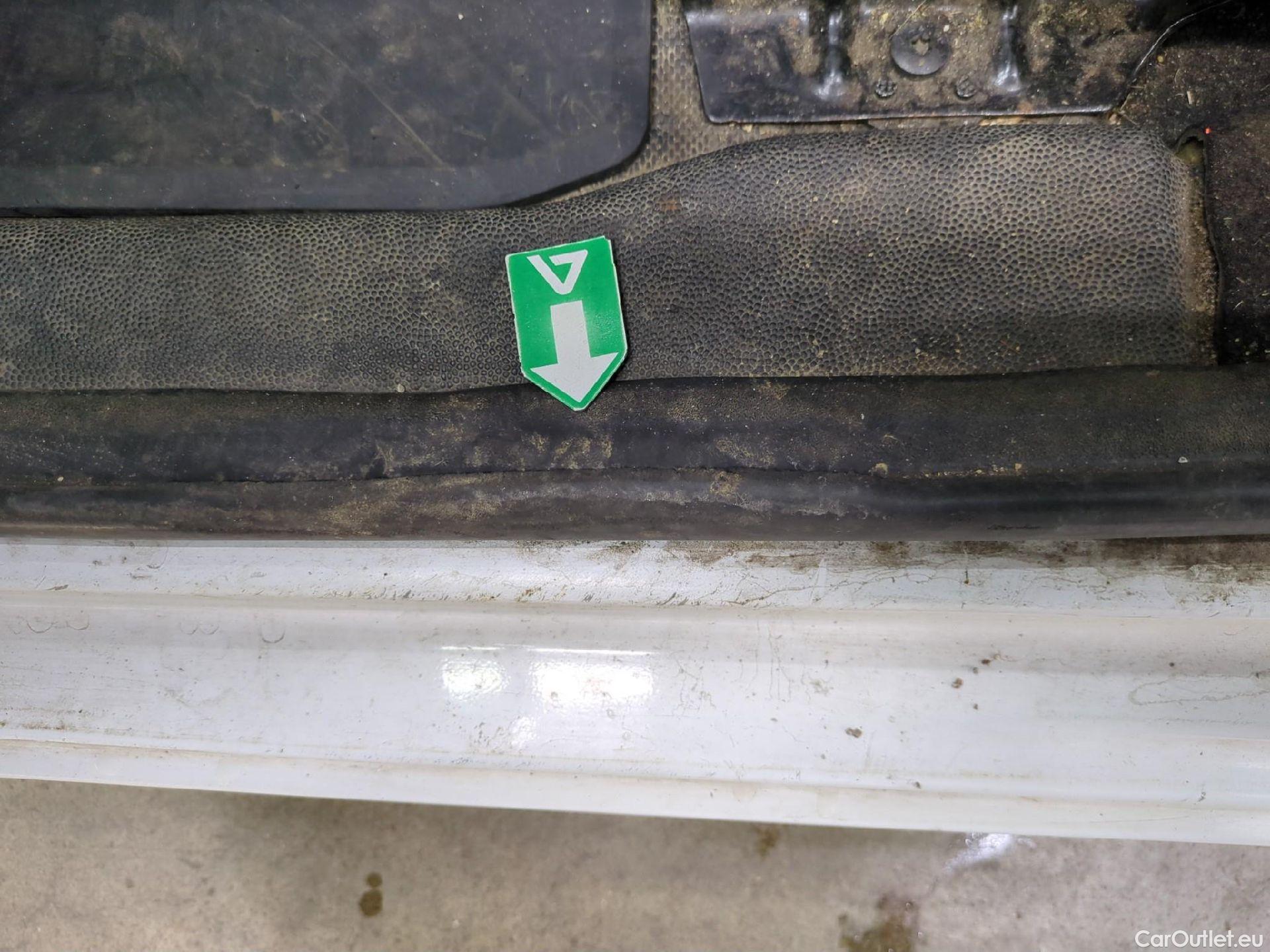  Citroen  Berlingo  Fourgon Club L1 (Court) 1.6 BlueHDi 100CV BVM5 E6 #4