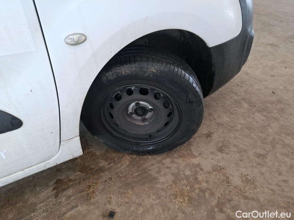  Citroen  Berlingo  Fourgon Club L1 (Court) 1.6 BlueHDi 75CV BVM5 E6 #68