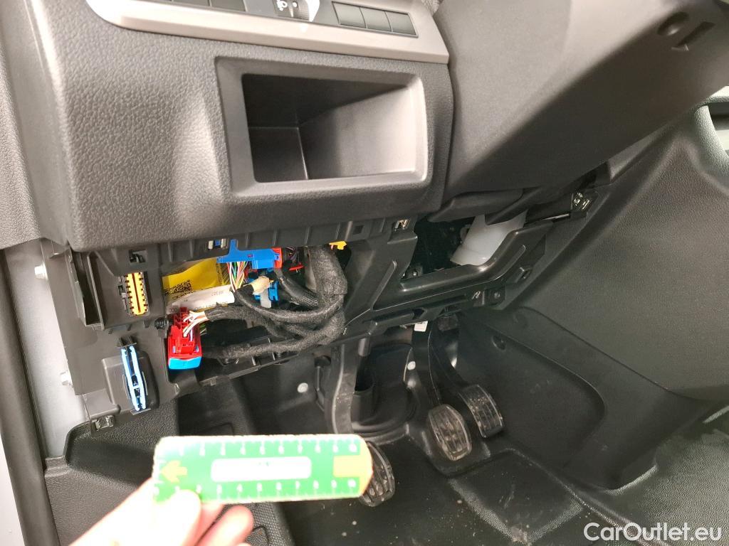  Peugeot  Expert  Fourgon M 1.5 HDi 120CV BVM6 6E #1