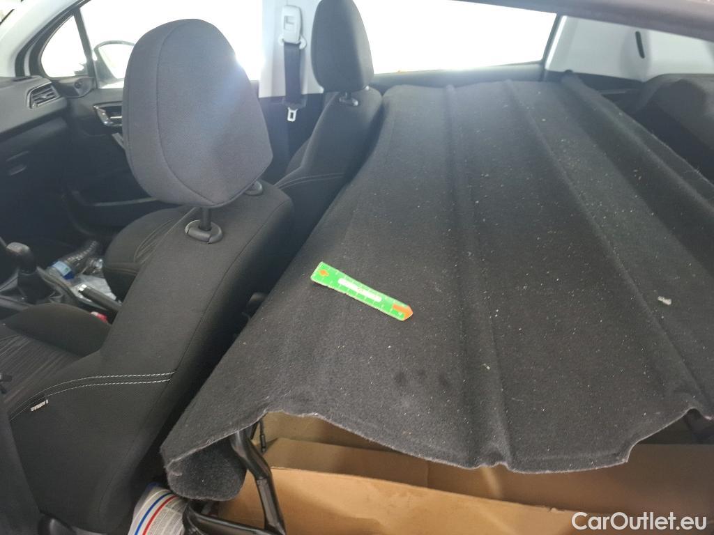  Peugeot  208 PEUGEOT  Affaire VU 5p Berline 1.6 BlueHDi 75 PACK CLIM #21