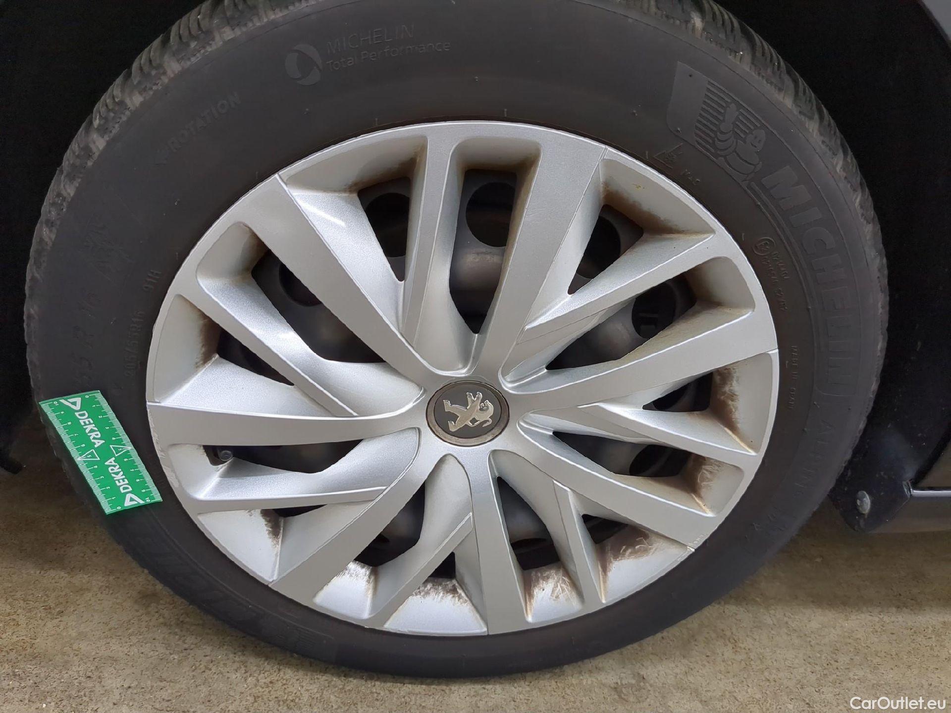  Peugeot  308  Premium Pack 1.5 HDI 100CV BVM6 E6dT #5