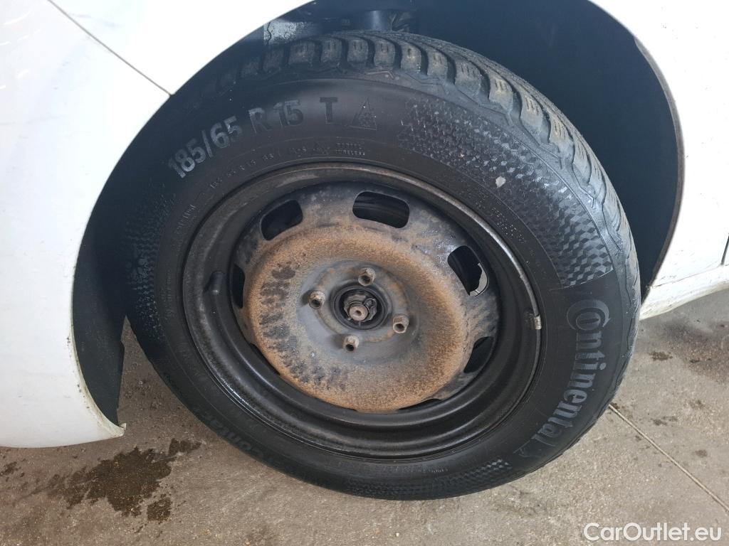  Peugeot  208 PEUGEOT  Affaire VU 5p Berline 1.6 BlueHDi 75 PACK CLIM #40