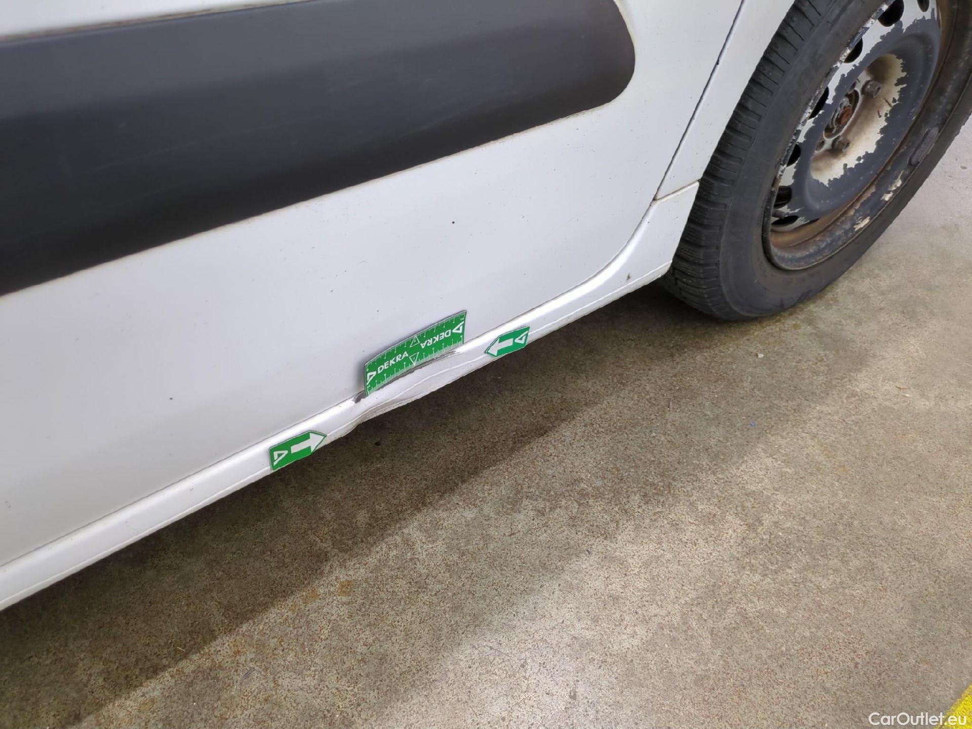  Citroen  Berlingo  Fourgon Club L1 (Court) 1.6 BlueHDi 100CV BVM5 E6 #21