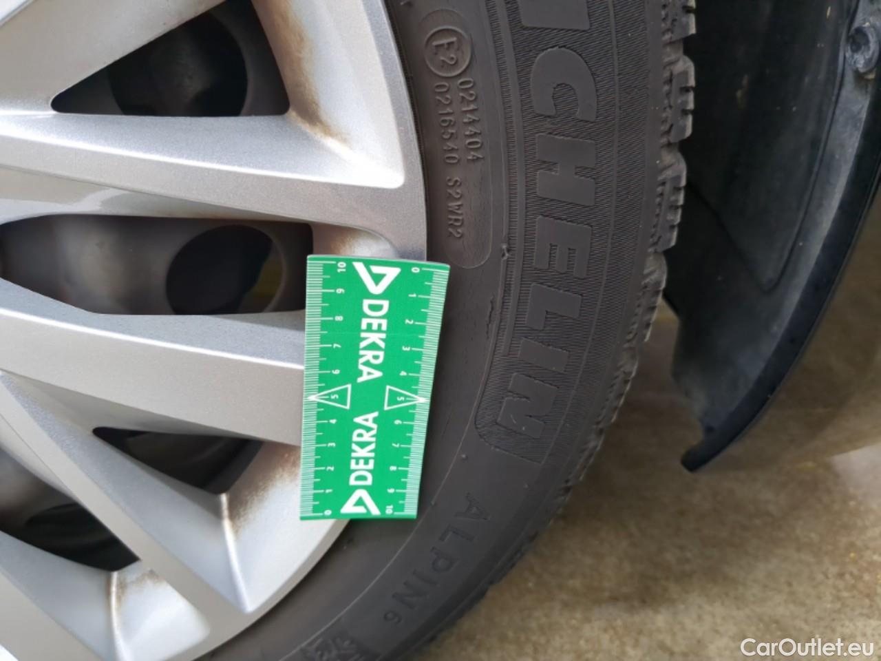  Peugeot  308  Premium Pack 1.5 HDI 100CV BVM6 E6dT #2