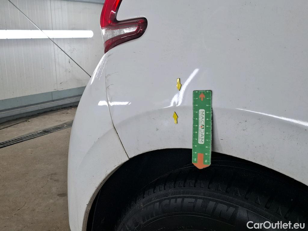  Peugeot  208 PEUGEOT  Affaire VU 5p Berline 1.6 BlueHDi 75 PACK CLIM #29