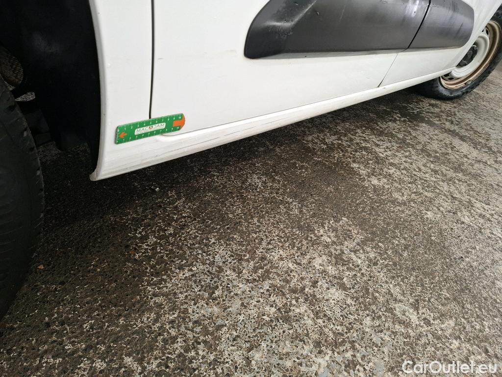  Citroen  Berlingo  Fourgon Club M 650 1.5 BlueHDi 75CV BVM5 E6dT #19