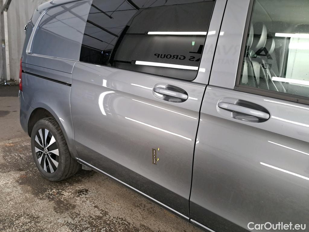  Mercedes  Vito MERCEDES-BENZ  Mixto Compact / 2020 / 4P / Fourgon tôlé 119 CDI Compact Select #18