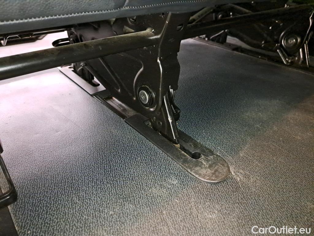  Mercedes  Vito MERCEDES-BENZ  Mixto Compact / 2020 / 4P / Fourgon tôlé 119 CDI Compact Select #16