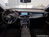  Alfa Romeo   STELVIO ALFA ROMEO / 2017 / 5P / SUV 2.2 TD 160 CV SUPER BUSINESS AT8 RWD #3