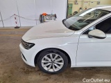  Volkswagen  Passat VOLKSWAGEN  / 2019 / 5P / STATION WAGON VAR. 2.0TDI SCR EVO 110KW BUSINESS DSG #17