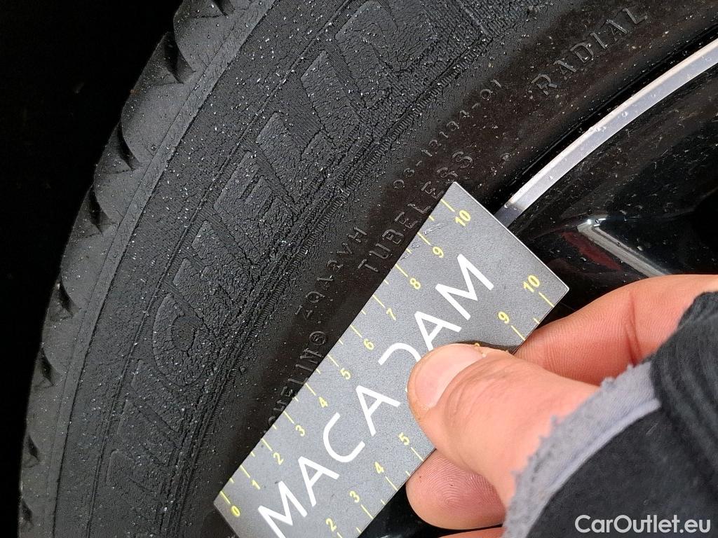  Toyota  C-HR TOYOTA  / 2016 / 5P / SUV 1.8 HYBRIDE 122 DISTINCTIVE #6