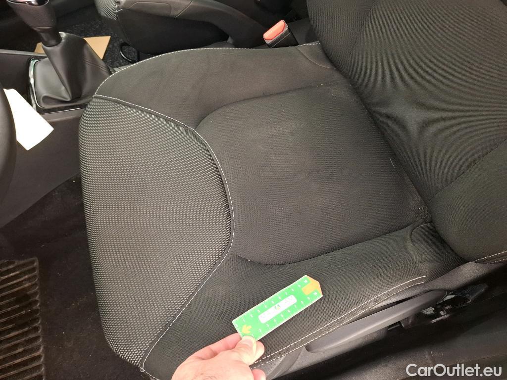  Renault  Clio  IV Business 0.9 TCe 90CV BVM5 E6 #7