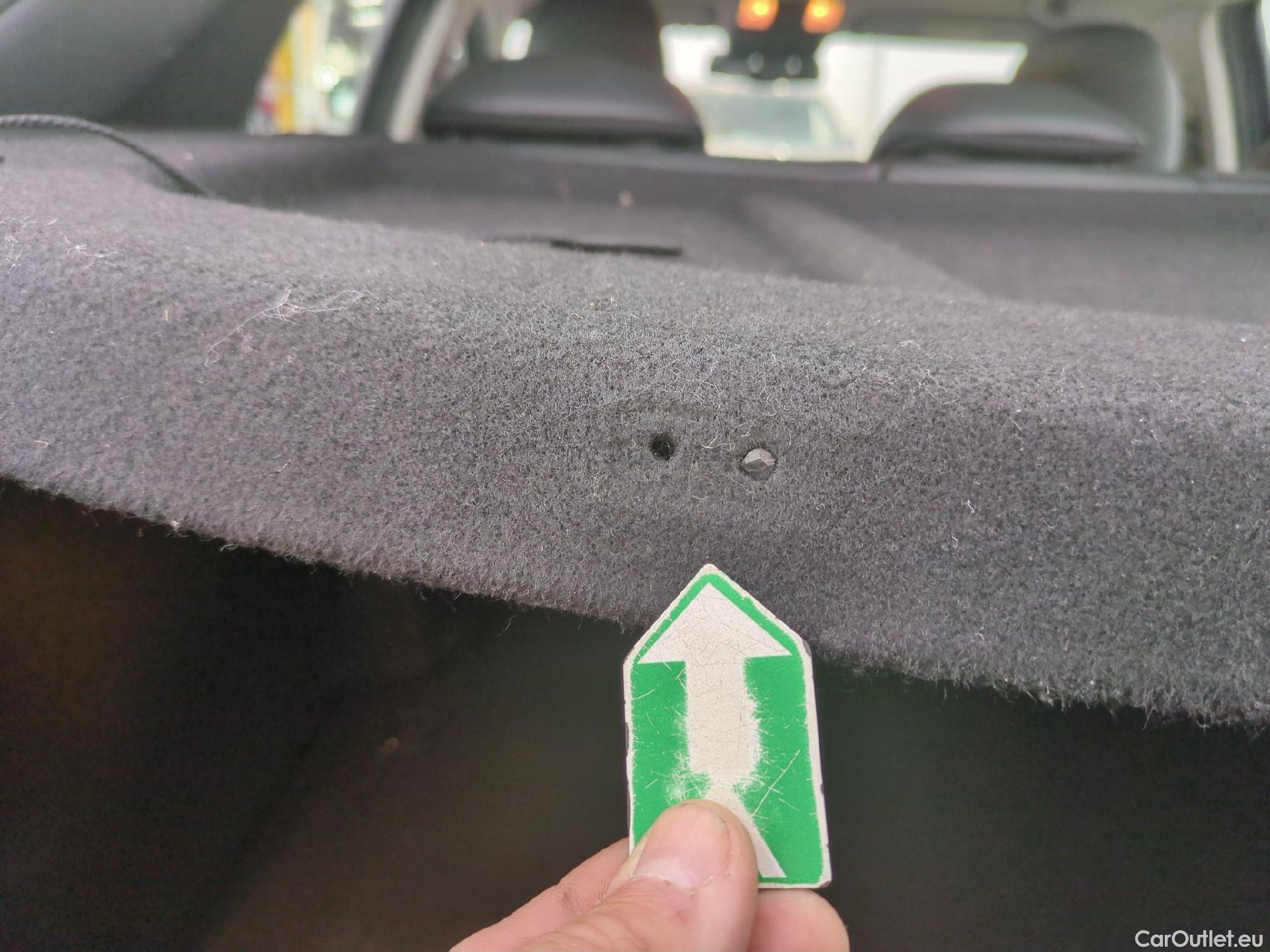  KIA  XCeed KIA  / 2019 / 5P / Crossover 1.6 GDI ISG ISG PHEV ACTIVE BUS DCT6 #10