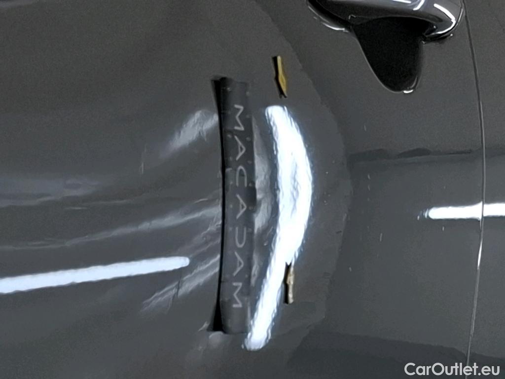  Nissan  Juke NISSAN  / 2019 / 5P / Crossover Hybrid 143 Business+ #17