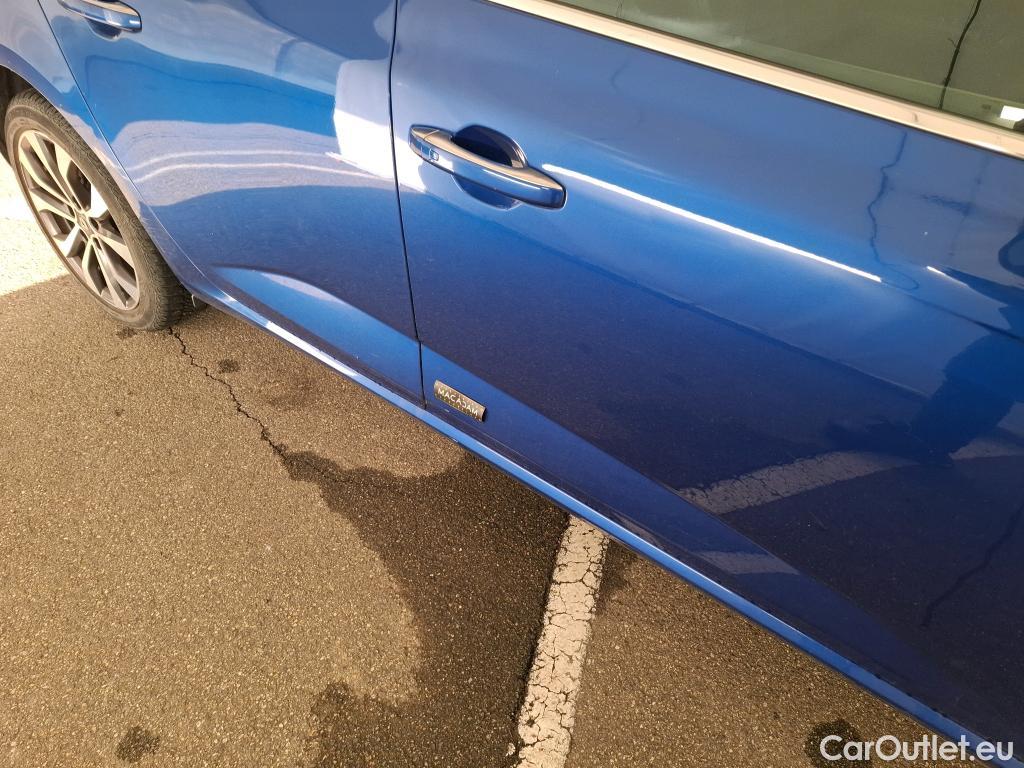  Renault  Megane  IV Berline 5 ptes. Techno 1.5 dCi 115CV BVA7 E6d #37