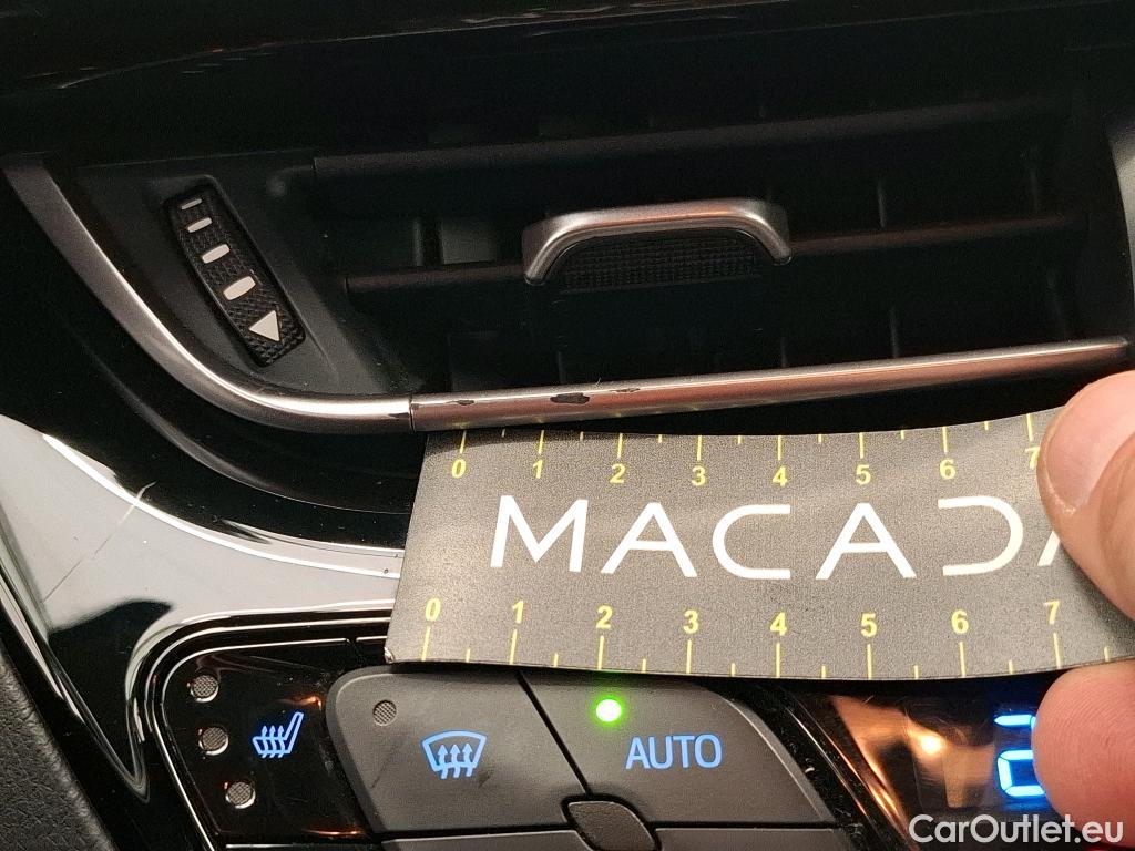  Toyota  C-HR TOYOTA  / 2016 / 5P / SUV 1.8 HYBRIDE 122 DISTINCTIVE #11