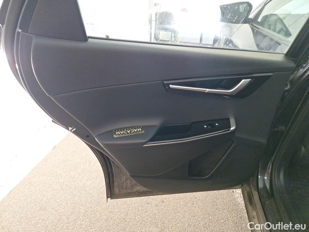  KIA  Ev6 KIA  / 2021 / 5P / SUV BEV 77.4 KWH AIR DESIGN / VO RECONDITIONNE - PHOTOS AVANT RECONDITIONNEMENT #1