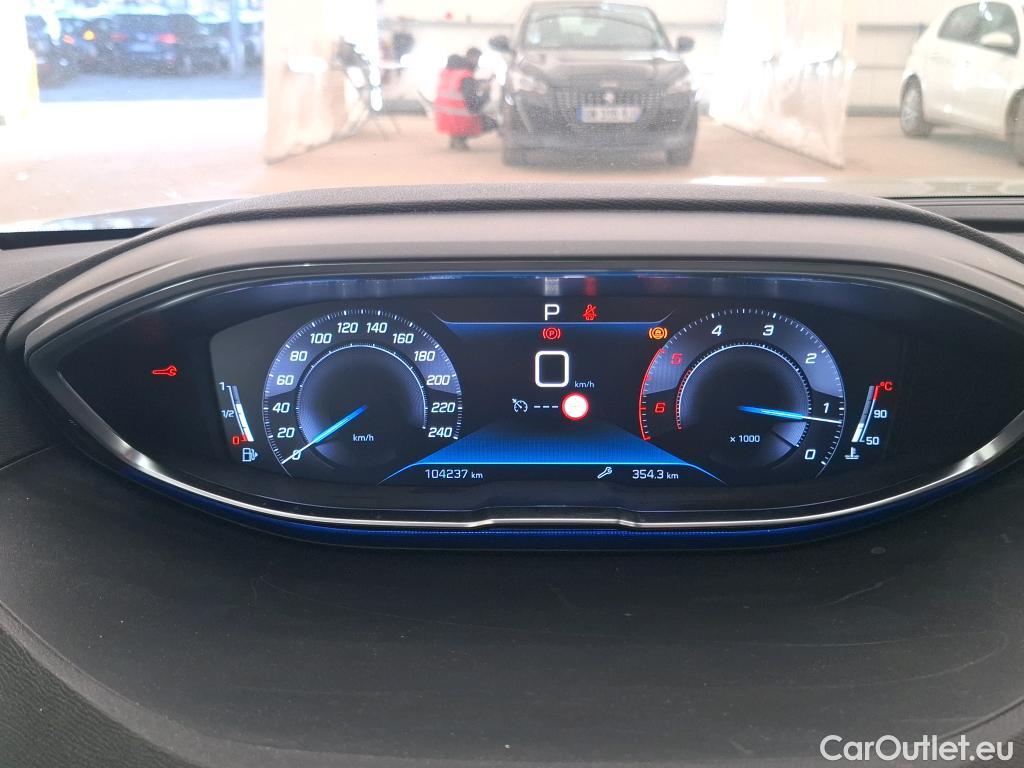  Peugeot  5008  Allure Business 1.5 HDi 130CV BVA8 E6dT #44