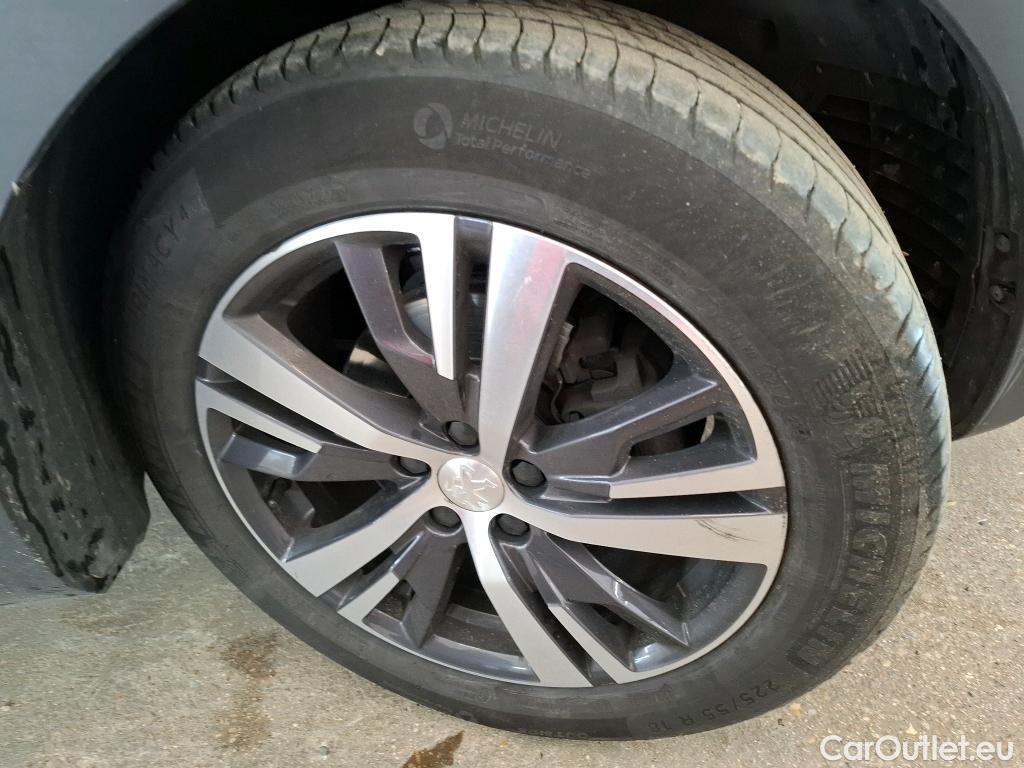  Peugeot  5008  Allure Pack 1.5 HDi 130CV BVA8 7 Sieges E6d #6