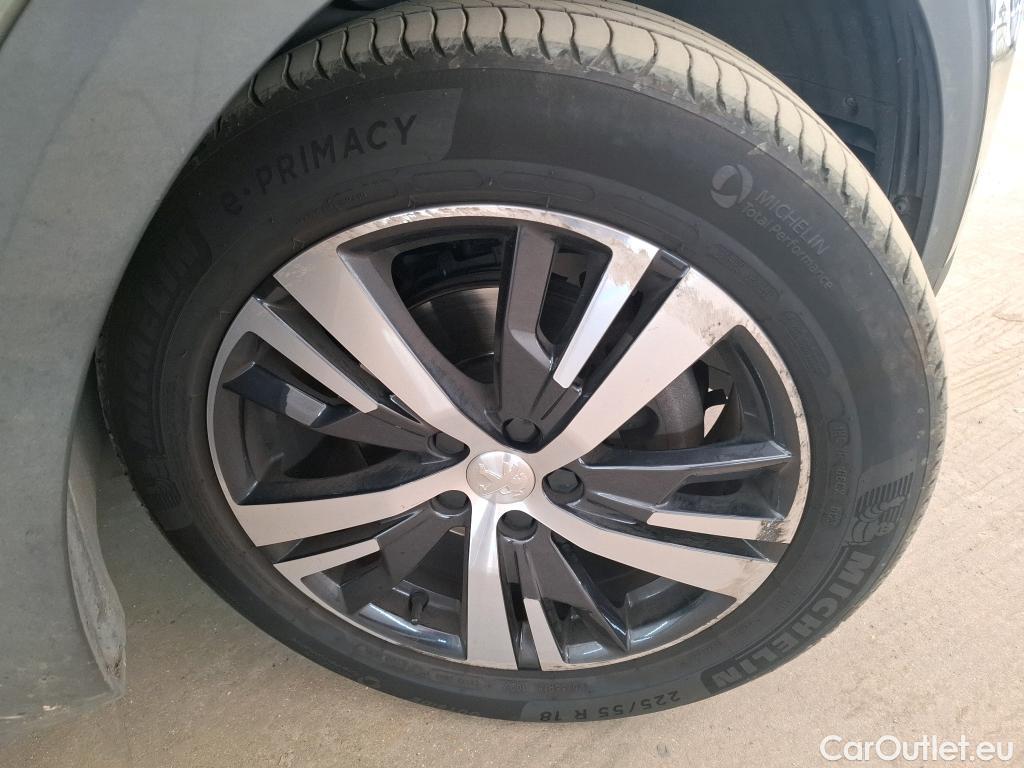  Peugeot  5008  Allure Business 1.5 HDi 130CV BVA8 E6dT #28