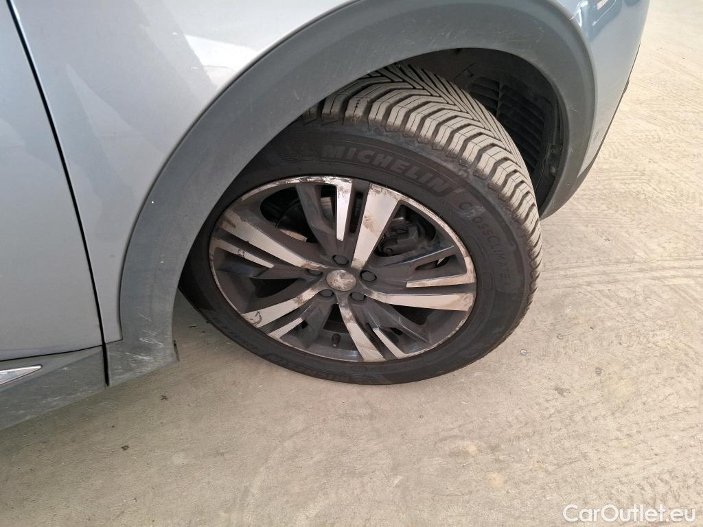  Peugeot  5008  Allure 1.2 PureTech 130CV BVA8 7 Sieges E6d #18