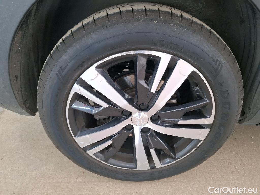  Peugeot  5008  Allure Business 1.5 HDi 130CV BVA8 E6dT #17