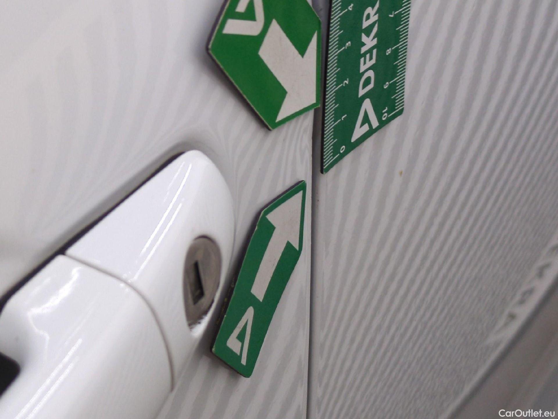  Peugeot  208  Allure Business 1.2 PureTech 110CV BVM5 E6 #7