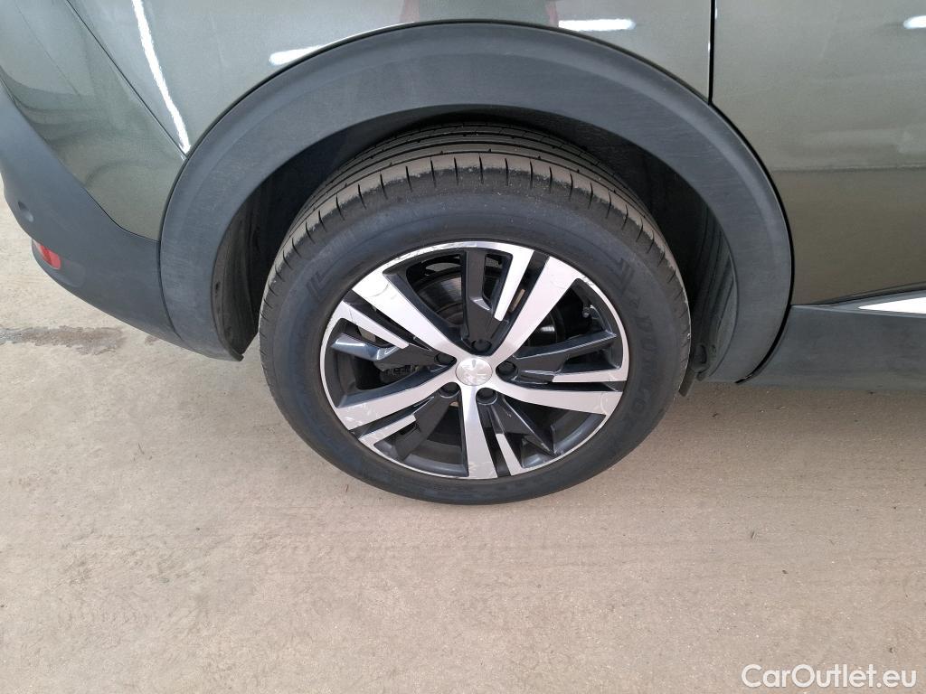  Peugeot  5008  Allure Business 1.5 HDi 130CV BVA8 E6dT #16