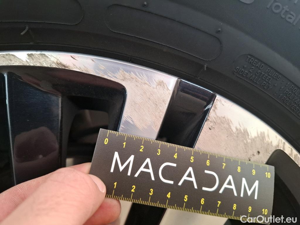  Peugeot  5008  Allure Business 1.5 HDi 130CV BVA8 E6dT #31