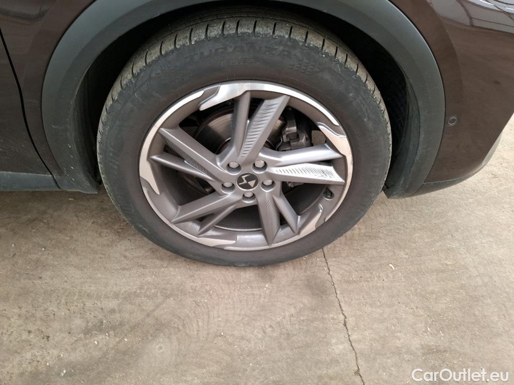  DS  DS7 DS DS 7 Crossback / 2017 / 5P / SUV BlueHDi 130 Auto Executive #12