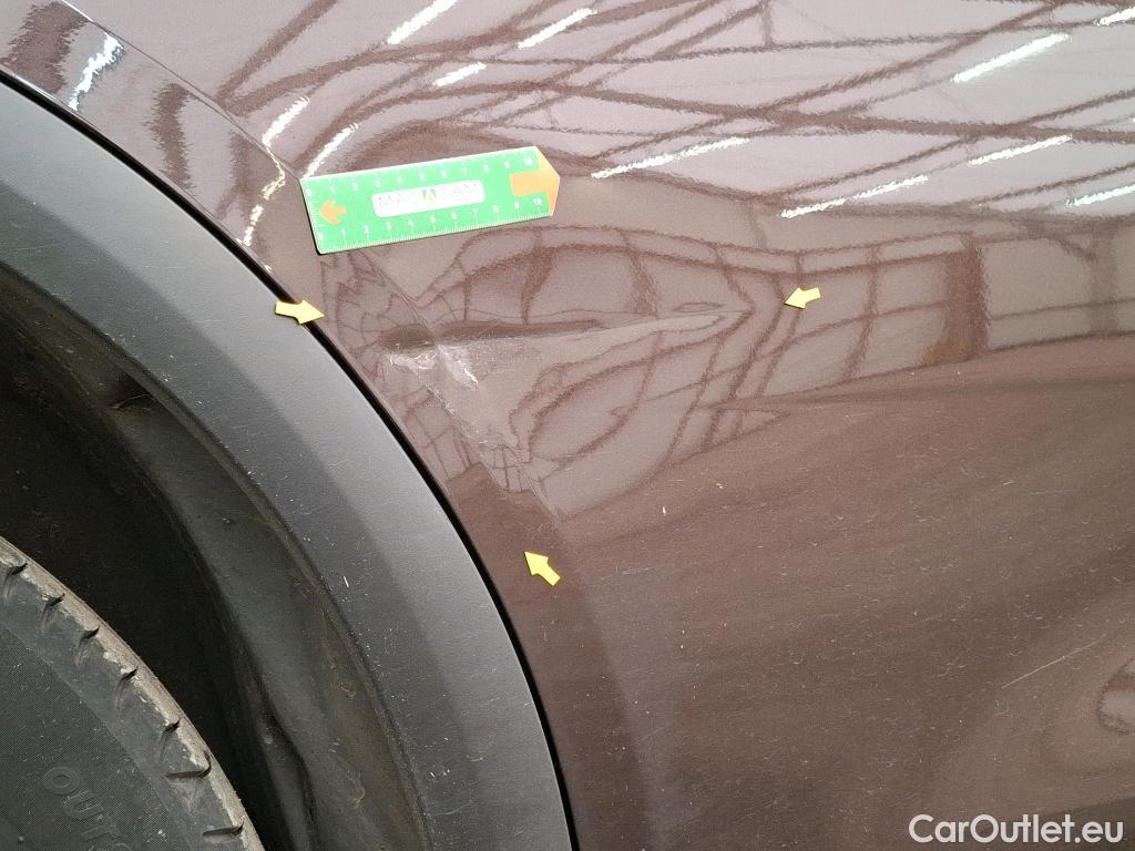  DS  DS7 DS DS 7 Crossback / 2017 / 5P / SUV BlueHDi 130 Auto Executive #3