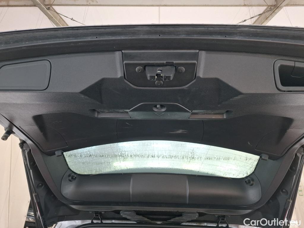  Peugeot  3008 PEUGEOT  / 2020 / 5P / SUV PureTech 130 S&S EAT8 Active Pack #3